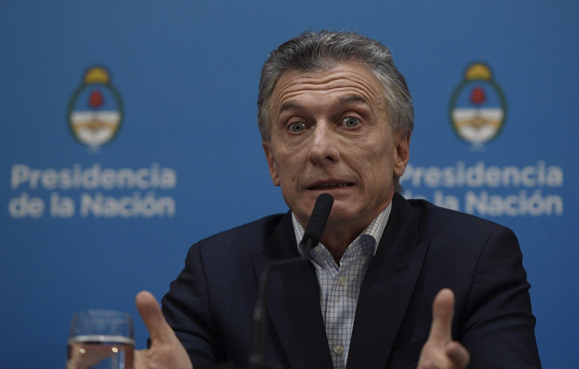 Resultado de imagen para Macri elimina imposto sobre alimentos antes da eleiÃ§Ã£o presidencial na Argentina