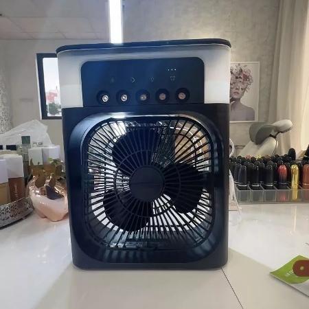 Ventilador portátil conta com três velocidades