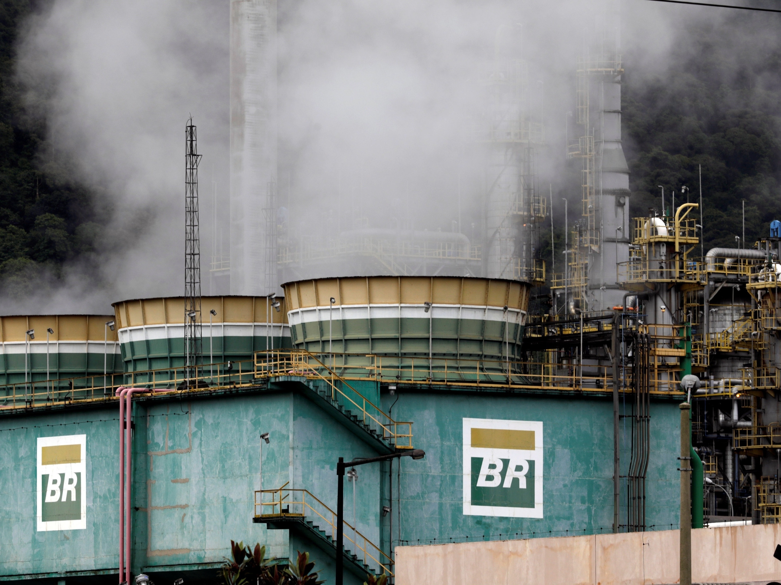 Petrobras vai emitir R$ 3 bi em debêntures para projetos de petróleo e gás