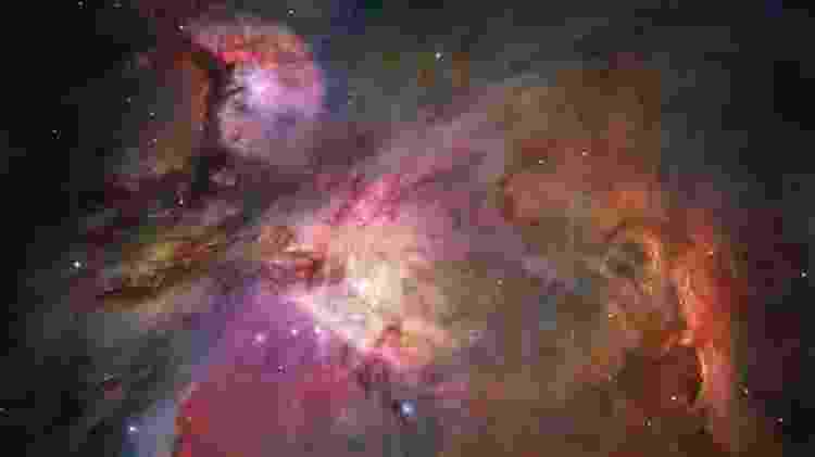 Foto tirada pelo Telescópio Hubble da Nebulosa de Órion, local de nascimento de estrelas - Reprodução/@NASAUniverse/Twitter - Reprodução/@NASAUniverse/Twitter