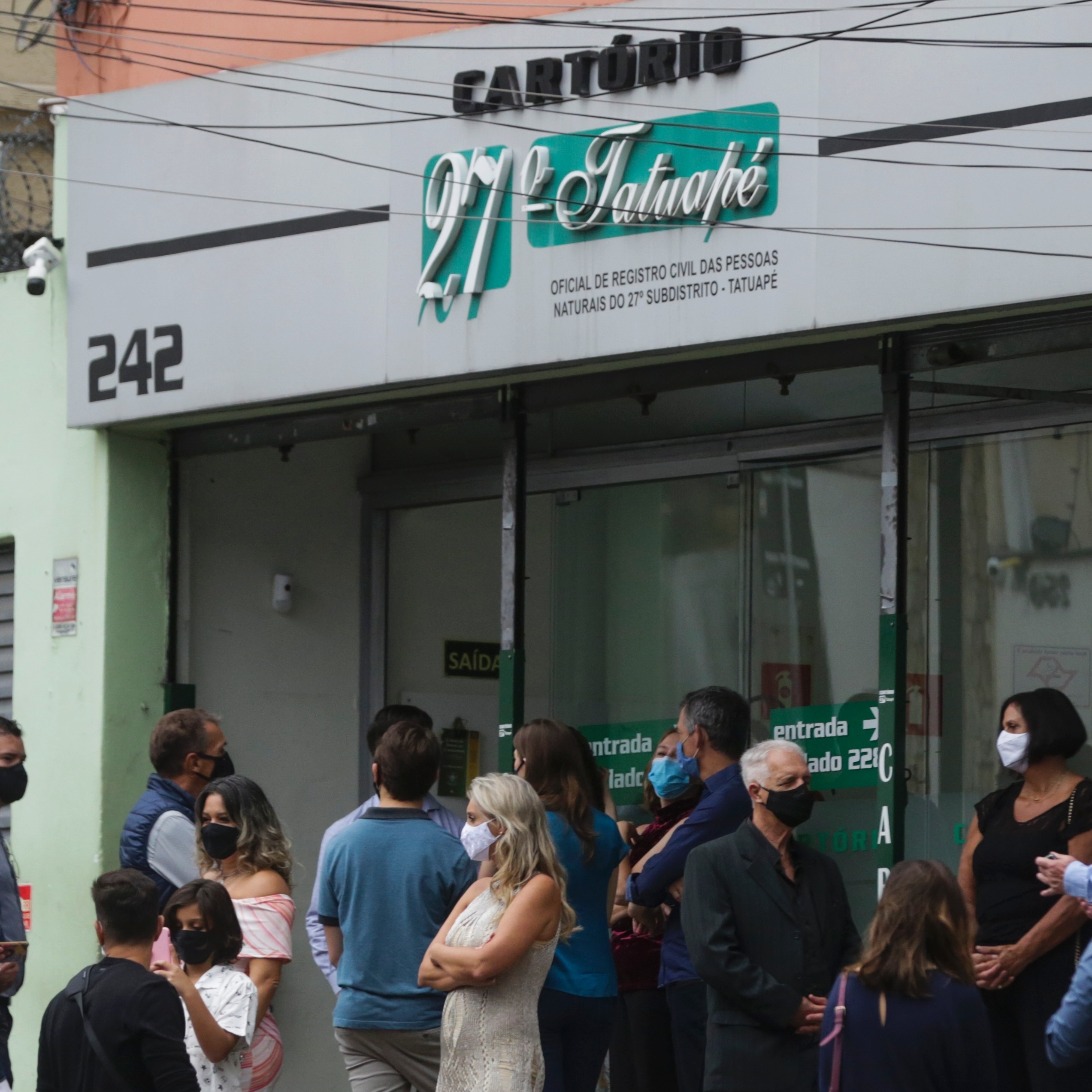 Faculdade e ONG fecham acordo para fiscalizar cota para negros em cartórios  - 24032021 - UOL Notícias