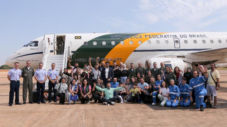 Saída dos repatriados de Brasília para São Paulo