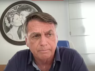 'Vou triste com Michelle ao aeroporto', diz Bolsonaro sobre posse de Trump