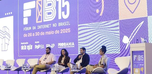 FIB 15: 'Não podemos privar crianças e adolescentes de estarem na internet'