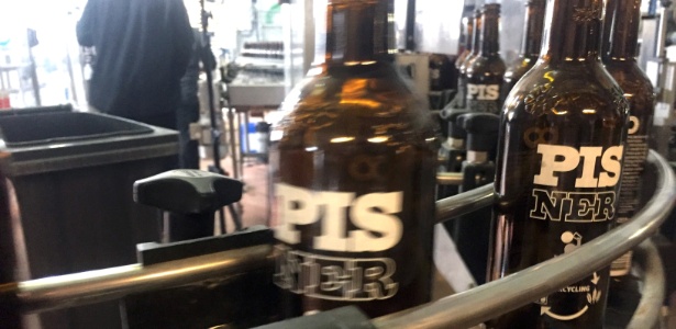A cerveja Pisner é produzida em Hedehusene, na Dinamarca