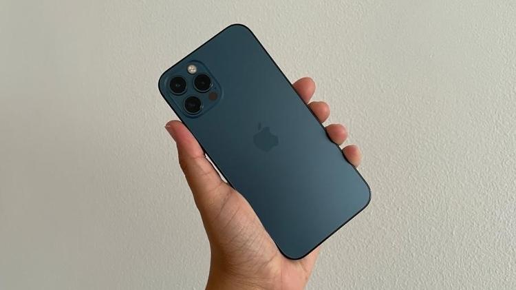 Balança mas não cai: sabia que sacudir o iPhone desfaz seus erros? -  08/09/2018 - UOL TILT