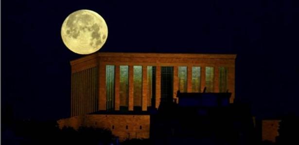 Qual a fase da Lua hoje (10)? Veja calendário lunar de dezembro 2025