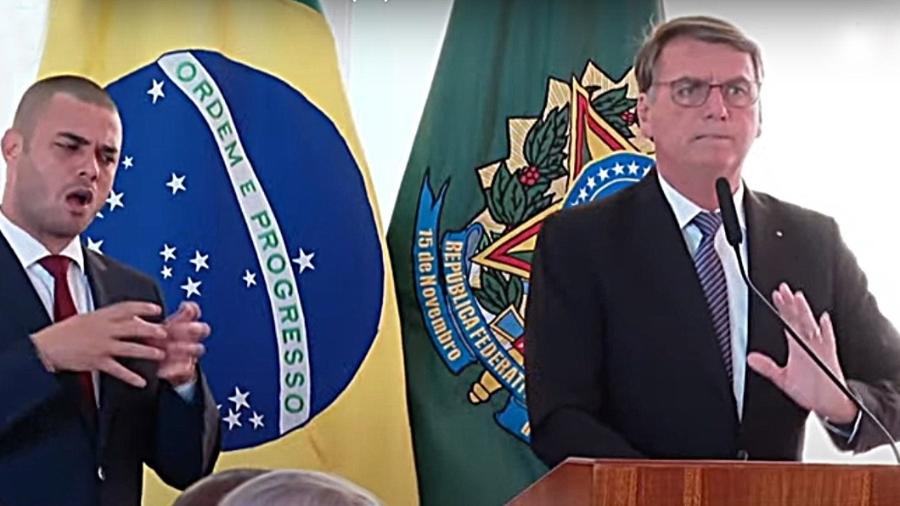  Presidente Jair Bolsonaro durante discurso em que ataca as urnas - Reprodução