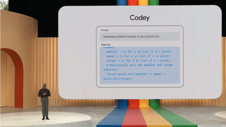 Thomas Kurian, CEO do Google Cloud, apresenta serviço de inteligência artificial que auxilia programadores. - Reprodução