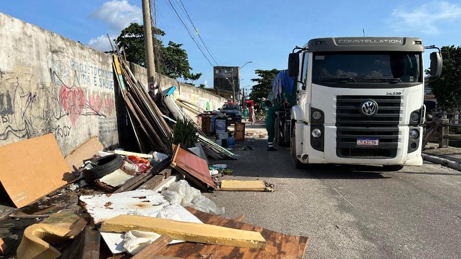Moradias provisórias derrubadas pela Prefeitura de Belém Moradias provisórias derrubadas pela Prefeitura de Belém