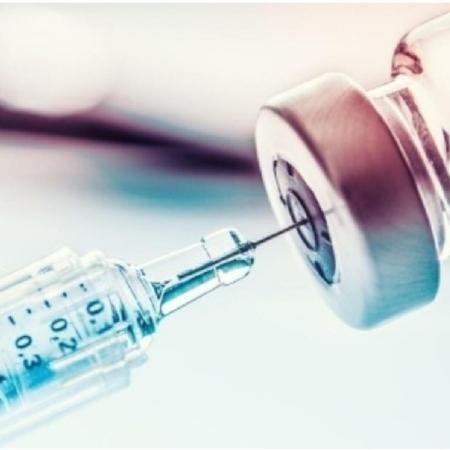 Ministério Público recomendou que gestores divulguem lista de vacinados contra covid-19 para evitar fura-fila - iStock