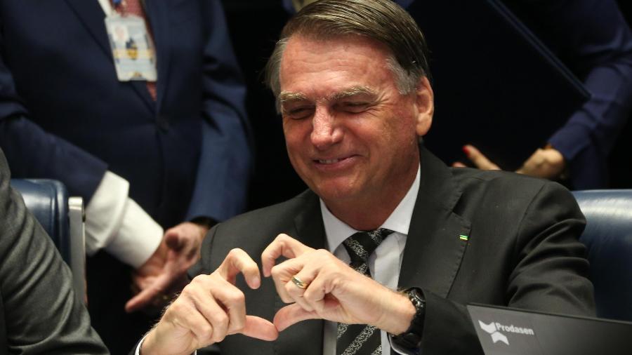 O presidente Jair Bolsonaro durante sessão solene para promulgação das emendas constitucionais no Senado - Por Bernardo Caram e Marcela Ayres