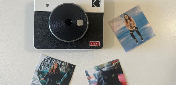 We tested a camera that prints photos from your cell phone