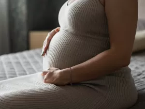 Ela engravidou e descobriu que laqueadura não foi feita: 'Caí em depressão'