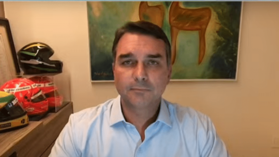 Flávio Bolsonaro em entrevista à CNN em 10/07/2025 Flávio Bolsonaro em entrevista à CNN em 10/07/2025