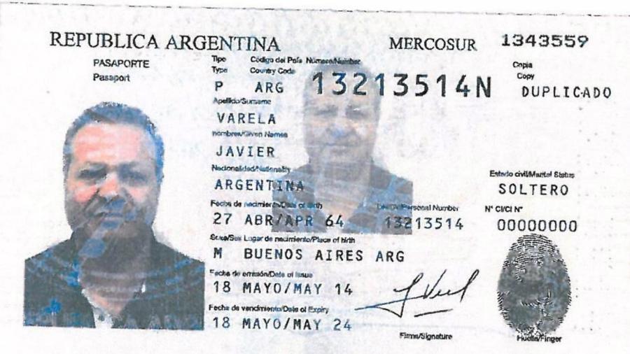 Passaporte falso utilizado por Nicola Assisi, considerado com o principal integrante da máfia "Ndrangheta em liberdade - Reprodução/OCCRP