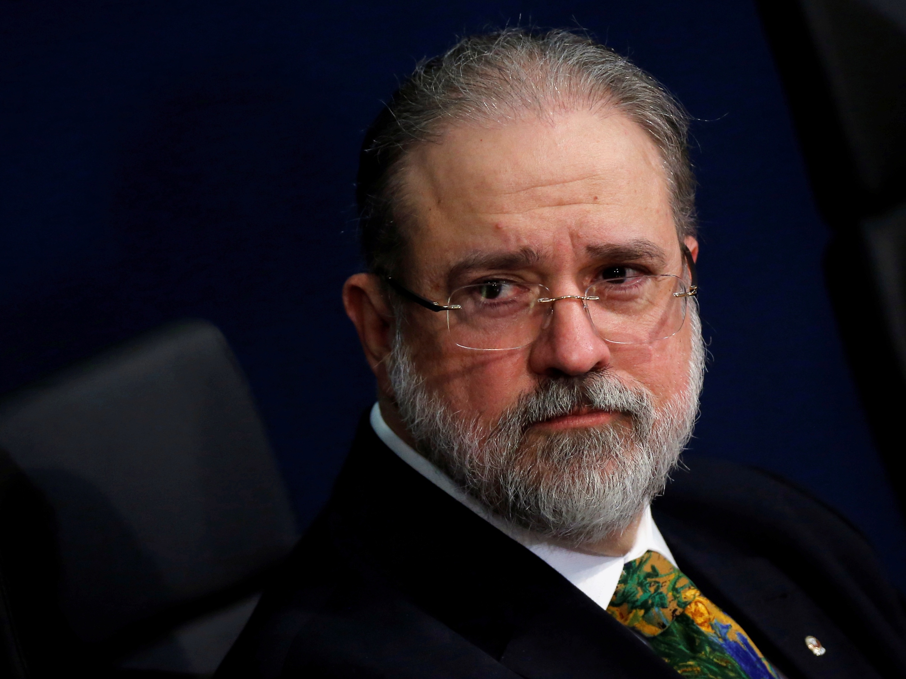 Aras: 'Acusação de ajuda da Abin a Flávio é grave, mas precisa ser provada'