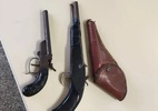Duas armas são achadas na mochila de criança de 3 anos em creche de SP - Reprodução