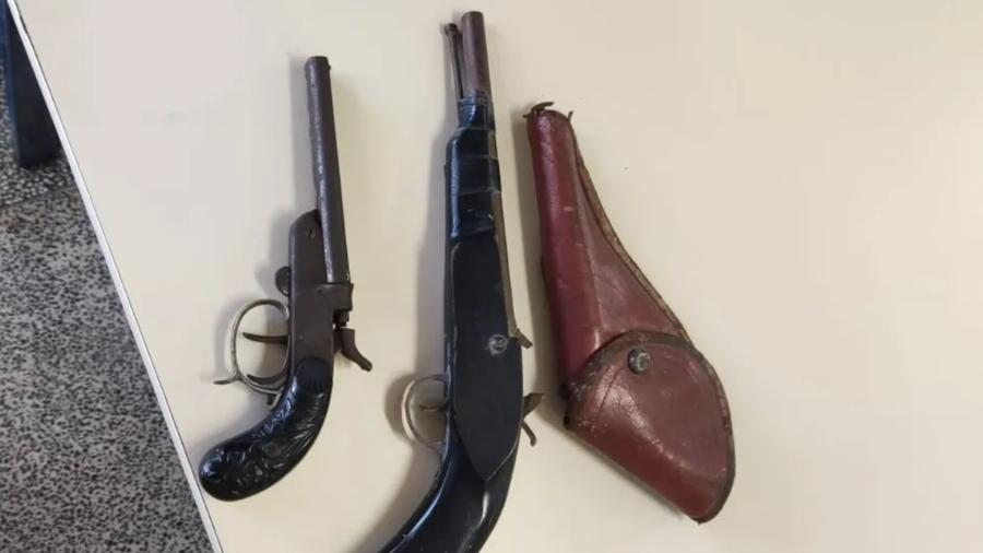 As armas foram enviadas para perícia da Polícia Civil de São Paulo - Reprodução