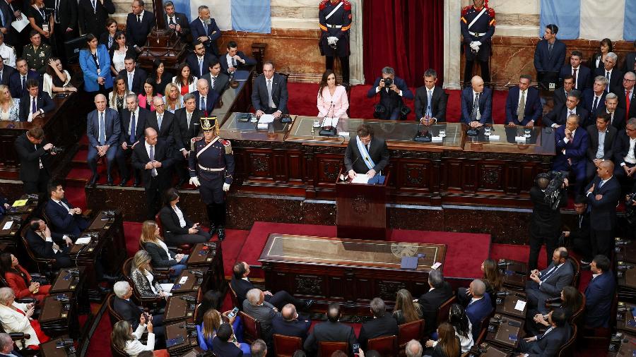 01.mar.24 - O presidente da Argentina, Javier Milei, discursa na sessão de abertura da 142ª legislatura, no Congresso Nacional, em Buenos Aires
