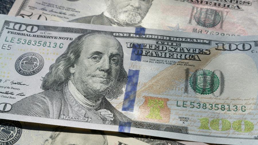 Dólar chegou a ser cotado a US$ 6,20 na terça-feira Dólar chegou a ser cotado a US$ 6,20 na terça-feira