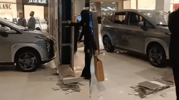 Carro elétrico conduzido por criança bateu na entrada de loja do Shopping Villa Lobos Carro elétrico conduzido por criança bateu na entrada de loja do Shopping Villa Lobos