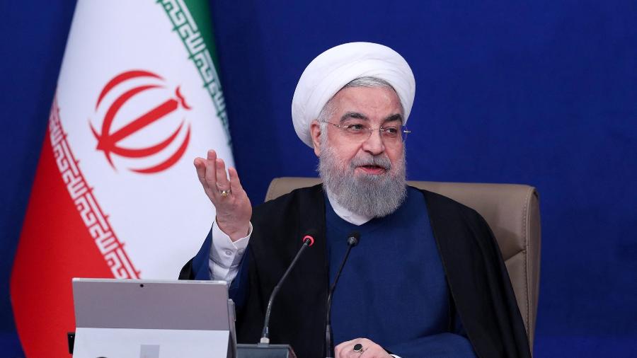 Rohani afirmou que decisão de seu país de elevar a produção de enriquecimento de urânio a 60% é uma resposta ao "terrorismo" de Israel - AFP/HO/Presidência Iraniana