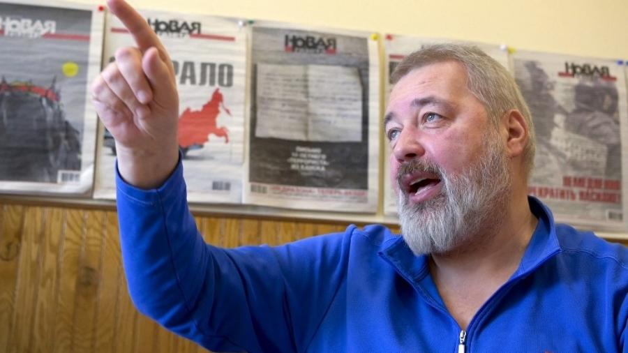 Jornalista russo Dmitry Muratov, do jornal Novaya Gazeta, em imagem de março de 2021; vencedor do prêmio Nobel da Paz 2021 - NATALIA KOLESNIKOVA/AFP