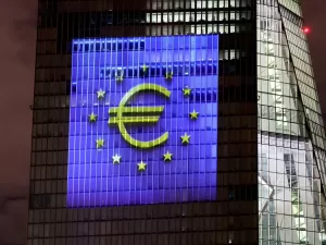 Banco Central Europeu mantém juros e não dá orientação sobre próximo passo