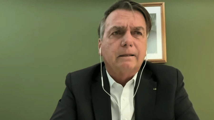 Ex-presidente Jair Bolsonaro fala sore suposta fraude em dados de vacinação - Reprodução/YouTube