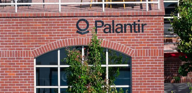 Palantir: empresa de vigilância quer IA para guerra militar