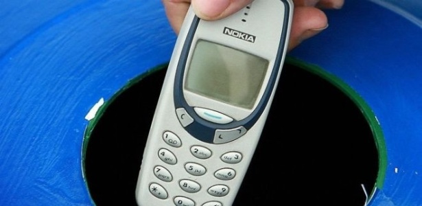 Icônico Nokia 3310, também chamado de "tijolão" - BBC Newsbeat