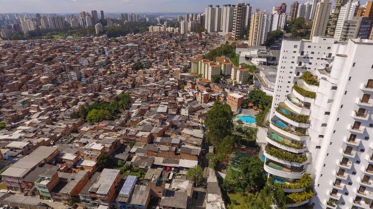 Paraisópolis, em São Paulo, onde favela e luxo se mostram juntas - Getty Images - Getty Images