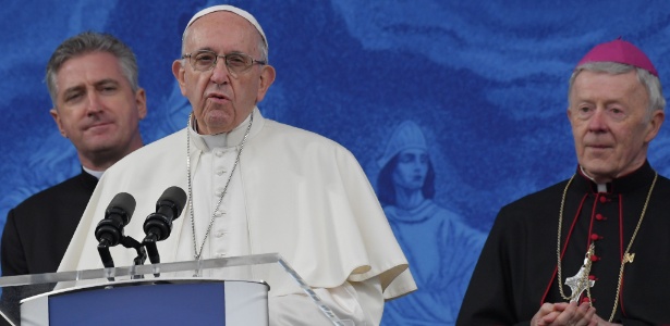 Bispo do Texas apoia membro da igreja que pede renúncia de papa