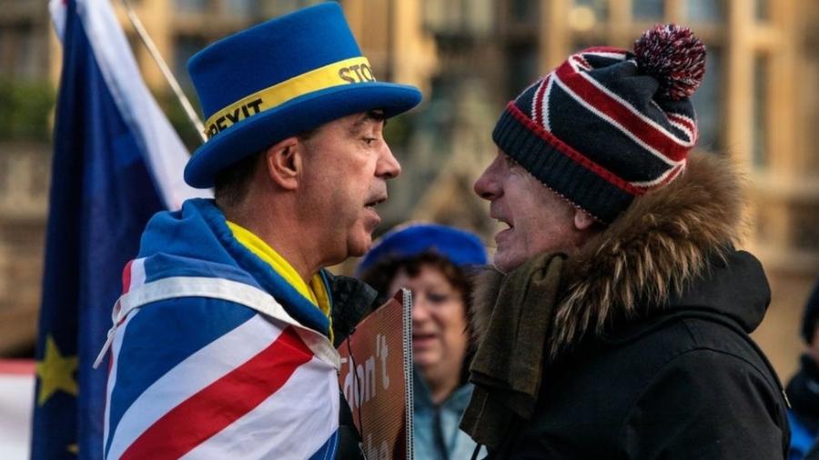 Um eleitorado altamente polarizado foi às urnas pela terceira vez em menos de 5 anos em meio à incerteza que o Brexit gera sobre o futuro do país - Getty Images