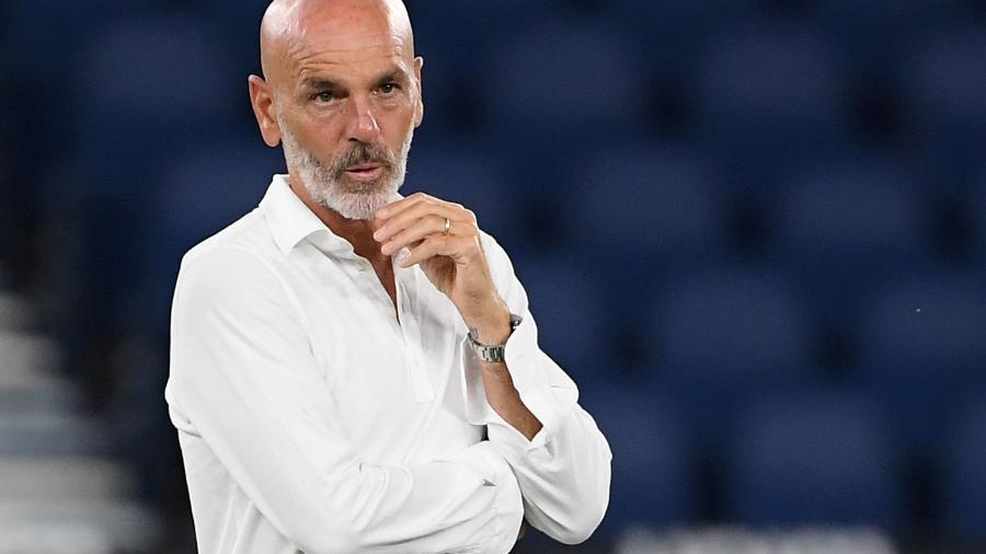 Time do técnico Stefano Pioli está sofrendo com a queda nas receitas devido a jogos com portões fechados - Alberto Lingria