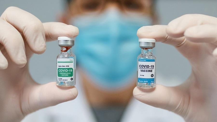 Série de ensaios clínicos em várias partes do mundo investiga os efeitos da combinação de diferentes vacinas contra o coronavírus - Getty Images