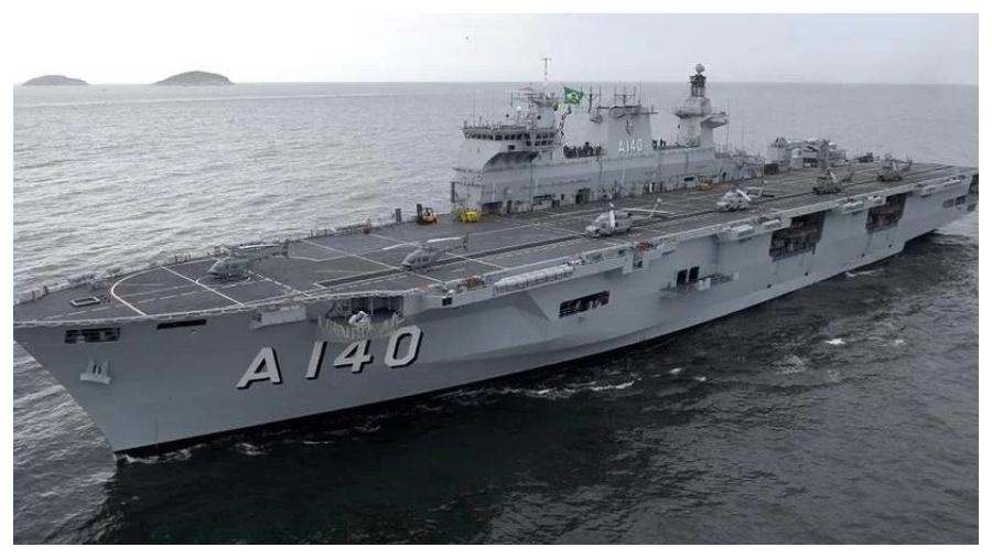 O navio vai reforçar o socorro ao Rio Grande do Sul - Divulgação/Marinha do Brasil/CP