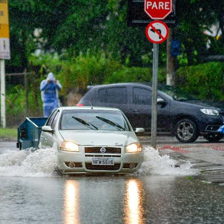 Chuva causa alagamentos e mortes em Belo Horizonte (MG) - Ramon Ricardo/Futura Press/Estadão Conteúdo