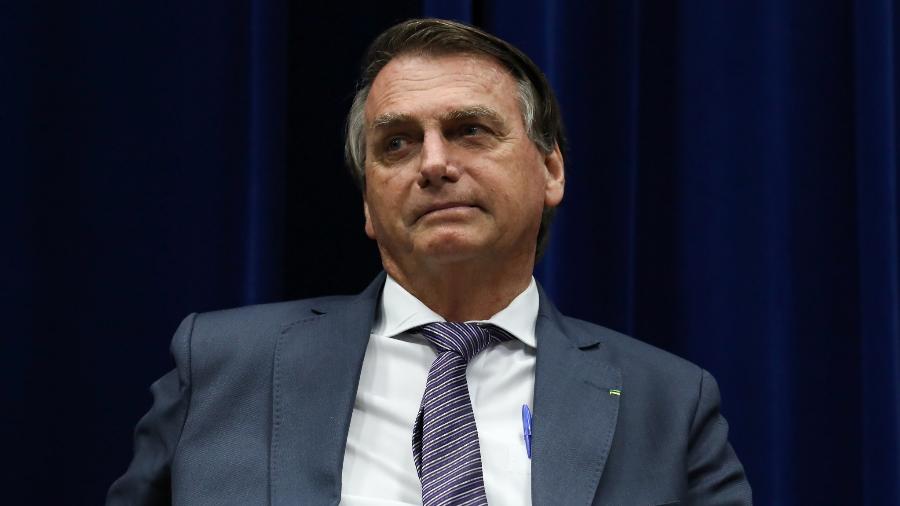 Jair Bolsonaro tem sido aconselhado a tentar reduzir a resistência do público feminino - Cleber Caetano/Presidência da República