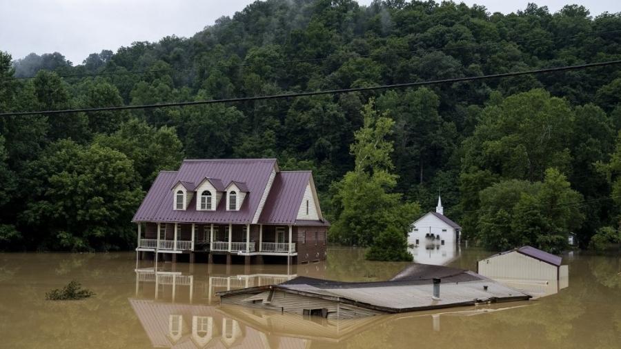 29.07.22 - Enchentes atingem o estado de Kentucky, nos EUA - MICHAEL SWENSEN/Getty Images via AFP