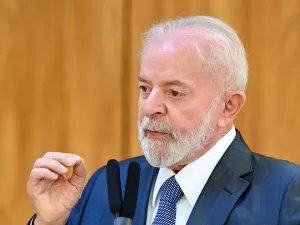 Lula volta a criticar quem espalha fake news sobre RS: 'Espécie canalha'