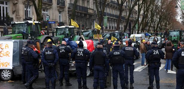 Produtores franceses ocupam Paris com tratores contra acordo UE-Mercosul