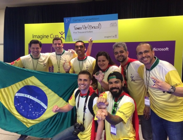 Brasileiros apresentaram o jogo digital "O sonho de Jequi", que tem como pano de fundo a seca no Vale do Jequitinhonha (MG) - Bruna Souza Cruz/UOL