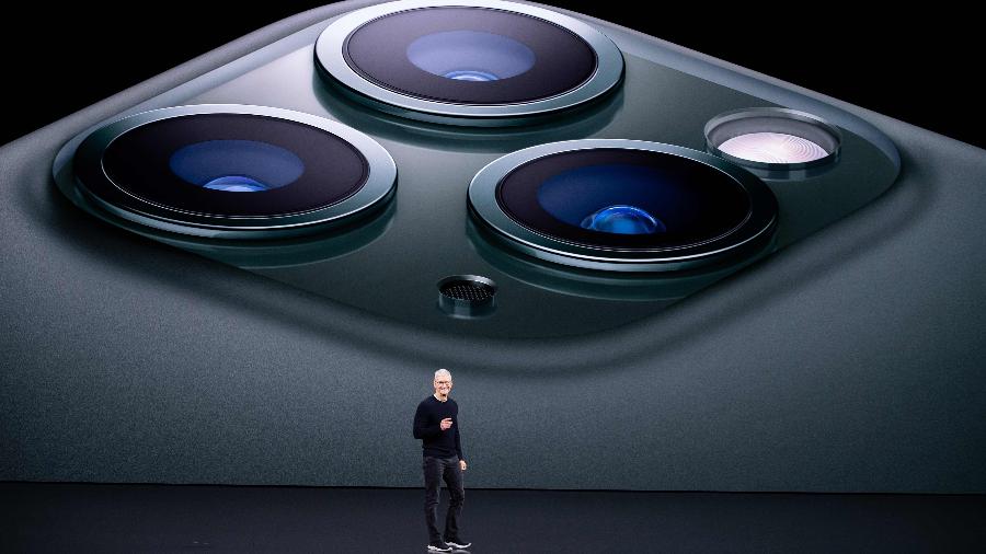 Tim Cook, CEO da Apple, durante apresentação do iPhone 11 Pro - Josh Edelson/AFP