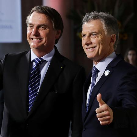 Presidente Jair Bolsonaro cumprimenta o Presidente da Argentina, Mauricio Macri, durante a Cúpula do Mercosul em Santa Fé - Presidência argentina