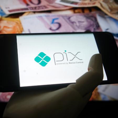 O Pix, que vai obrigar as instituições financeiras a oferecerem de graça transferências e pagamentos a clientes, também já mexe com o planejamento do mercado - Cris Fraga/Estadão Conteúdo