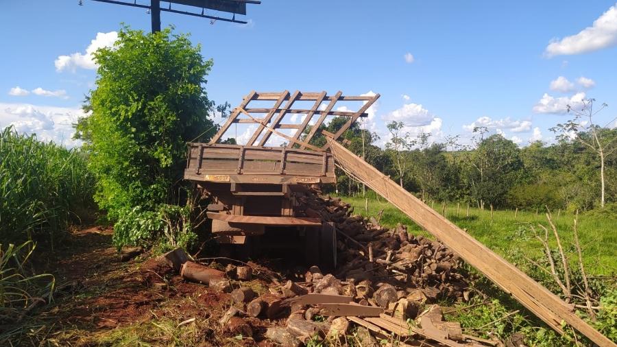 Idoso pulou de caminhão que perdeu freio na BR-060 em Goiás - Divulgação/PRF