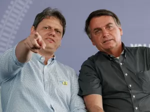 Disputa por Prefeitura de Santos tem Bolsonaro e Tarcísio em lados opostos