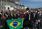 Eduardo Bolsonaro e comitiva articulam com parlamentares dos EUA punições ao Brasil